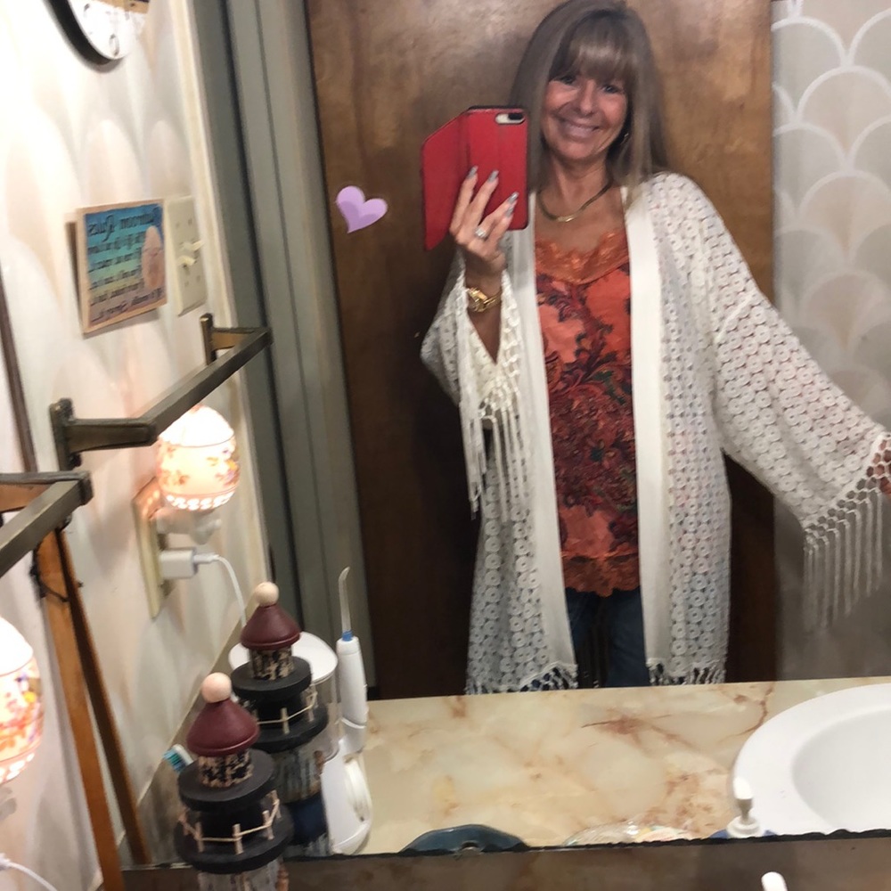 NWOT VELZRIA Open Fringed Cardigan - Picture 3 of 12